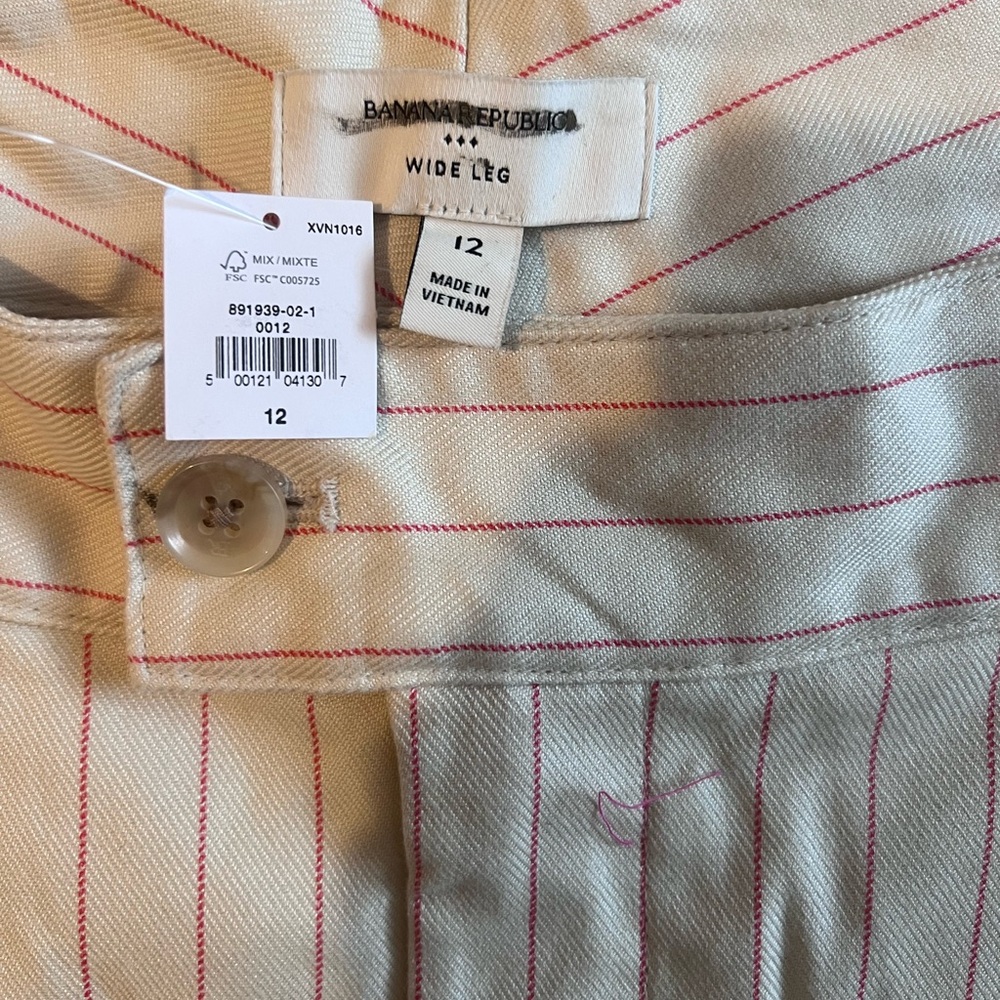 Banana Republic Twill Wide Leg Pant - Picture 5 of 6